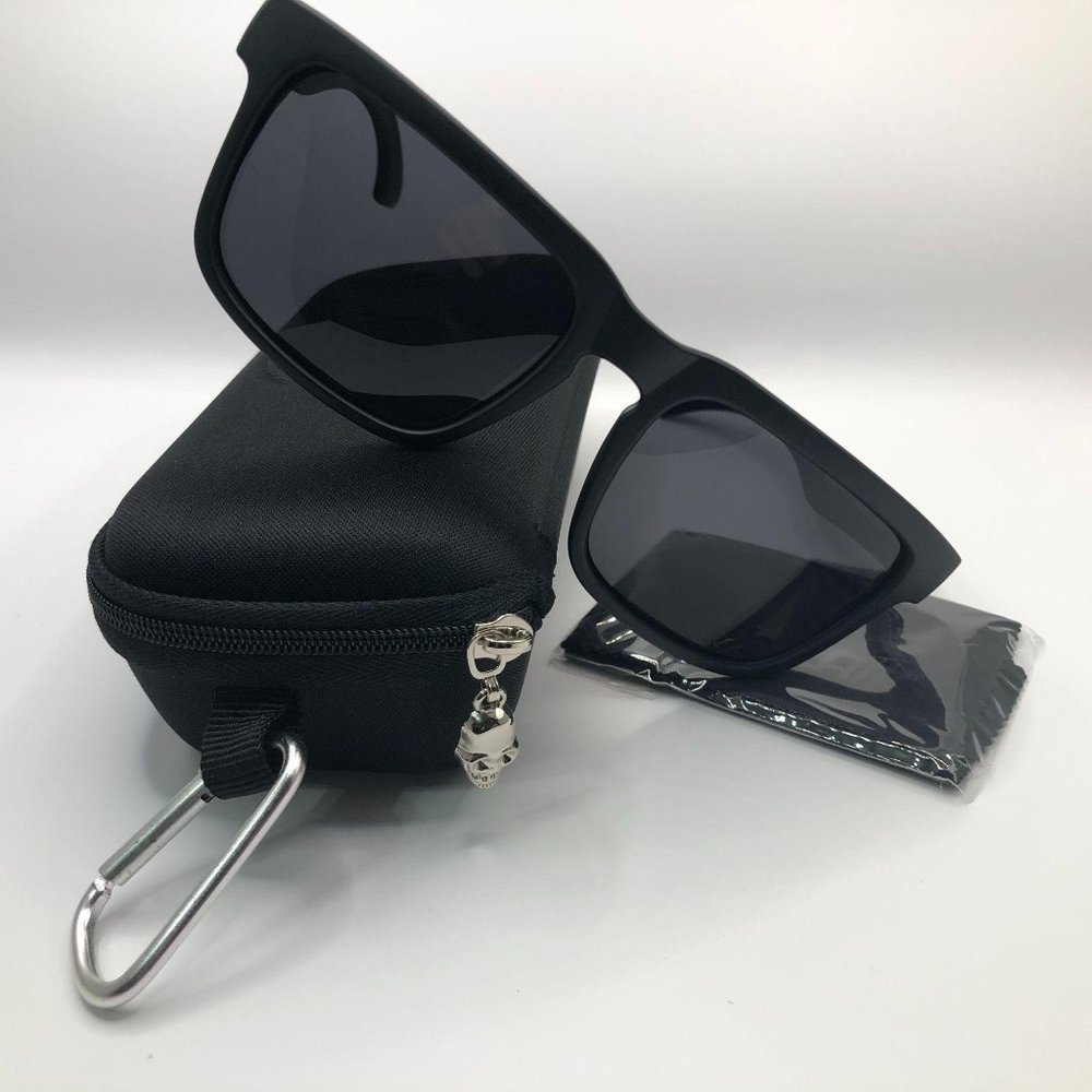 New In Plastic KDeam Sunglasses